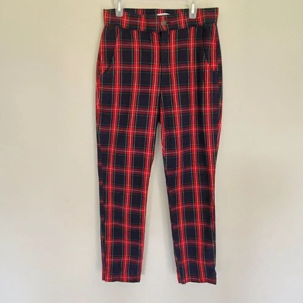 Hollister Green /Red plaid pants